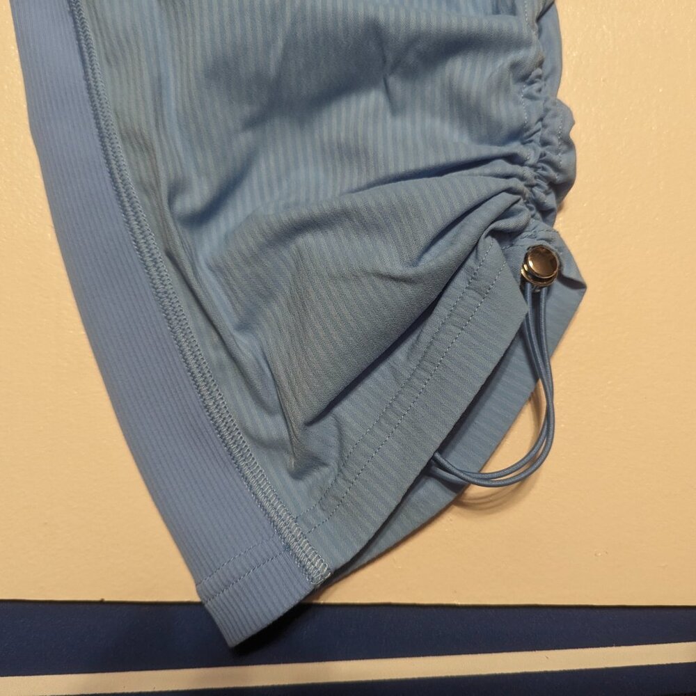 Lululemon Size 4 Dance Studio Aero Blue Cropped - Picture 4 of 16